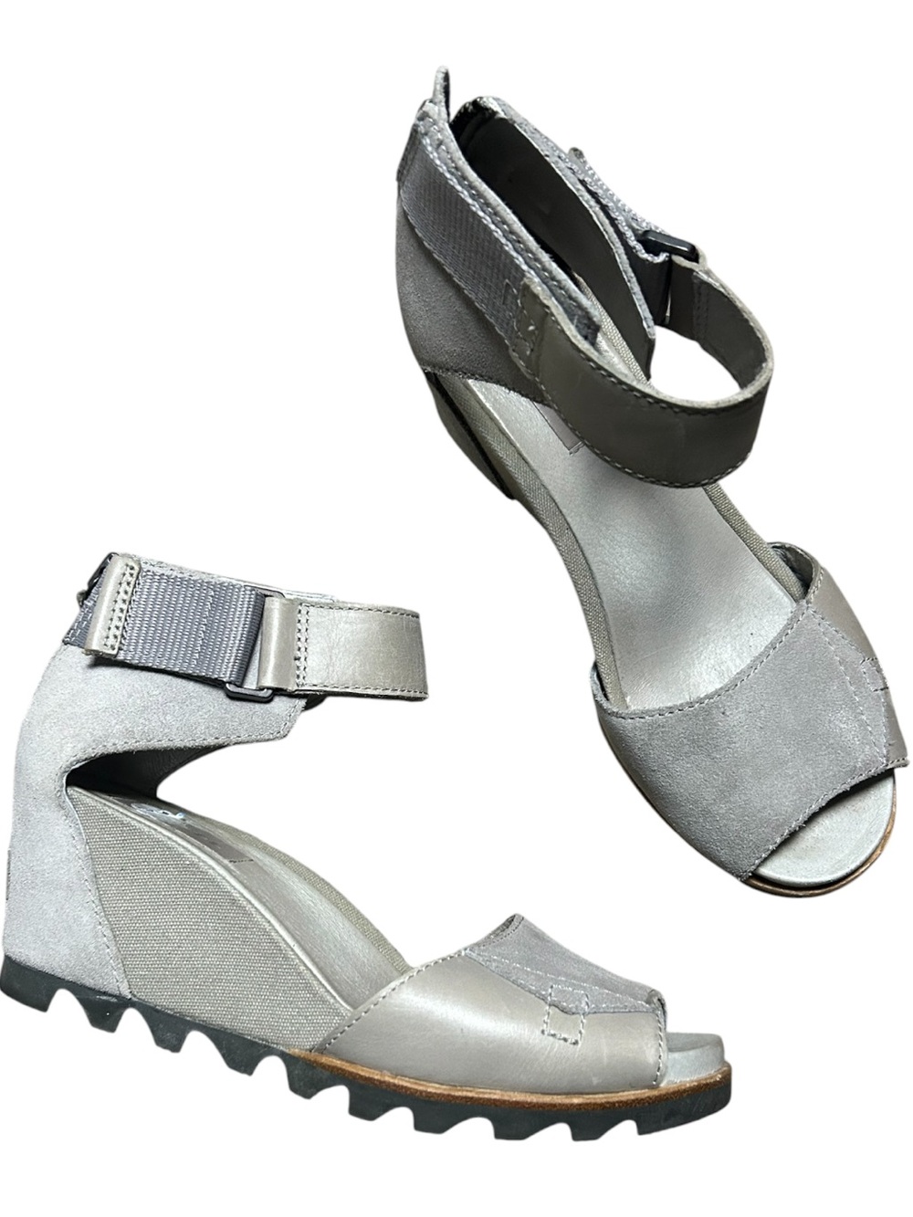 Sorel Joanie II Wedge Sandals Suede Ankle Strap Suede Zip Back Gray Size 7.5 - Picture 3 of 7